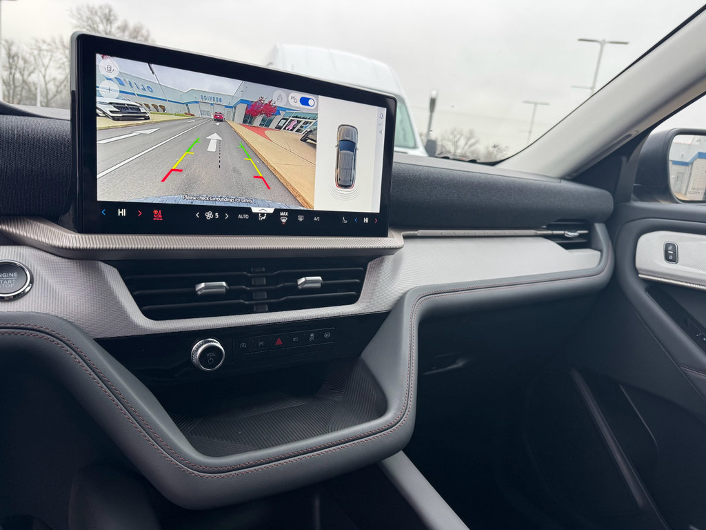 New 2026 Ford Explorer Active w/ Active Comfort Package image 33