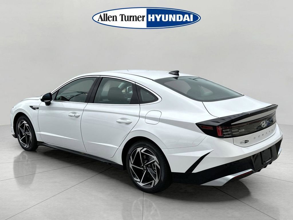 New 2026 Hyundai Sonata SEL FWD image 5