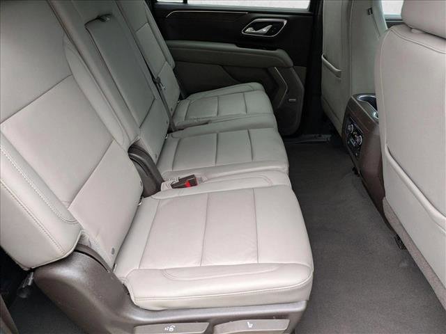Used 2021 Chevrolet Suburban Z71 w/ Z71 Signature Package AWD/4WD image 22