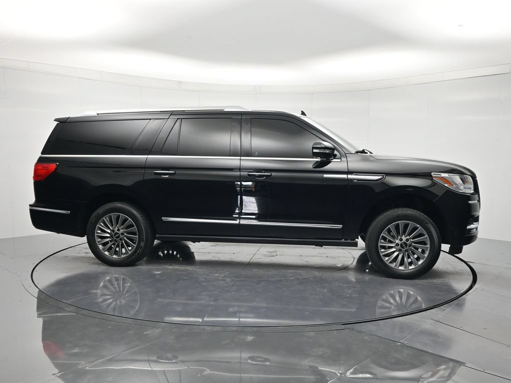Used 2020 Lincoln Navigator L 4WD image 4