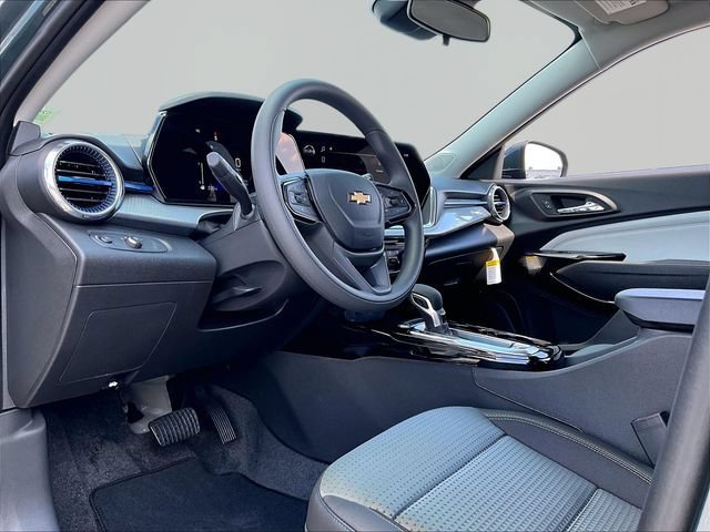 New 2026 Chevrolet Trax LT FWD image 8