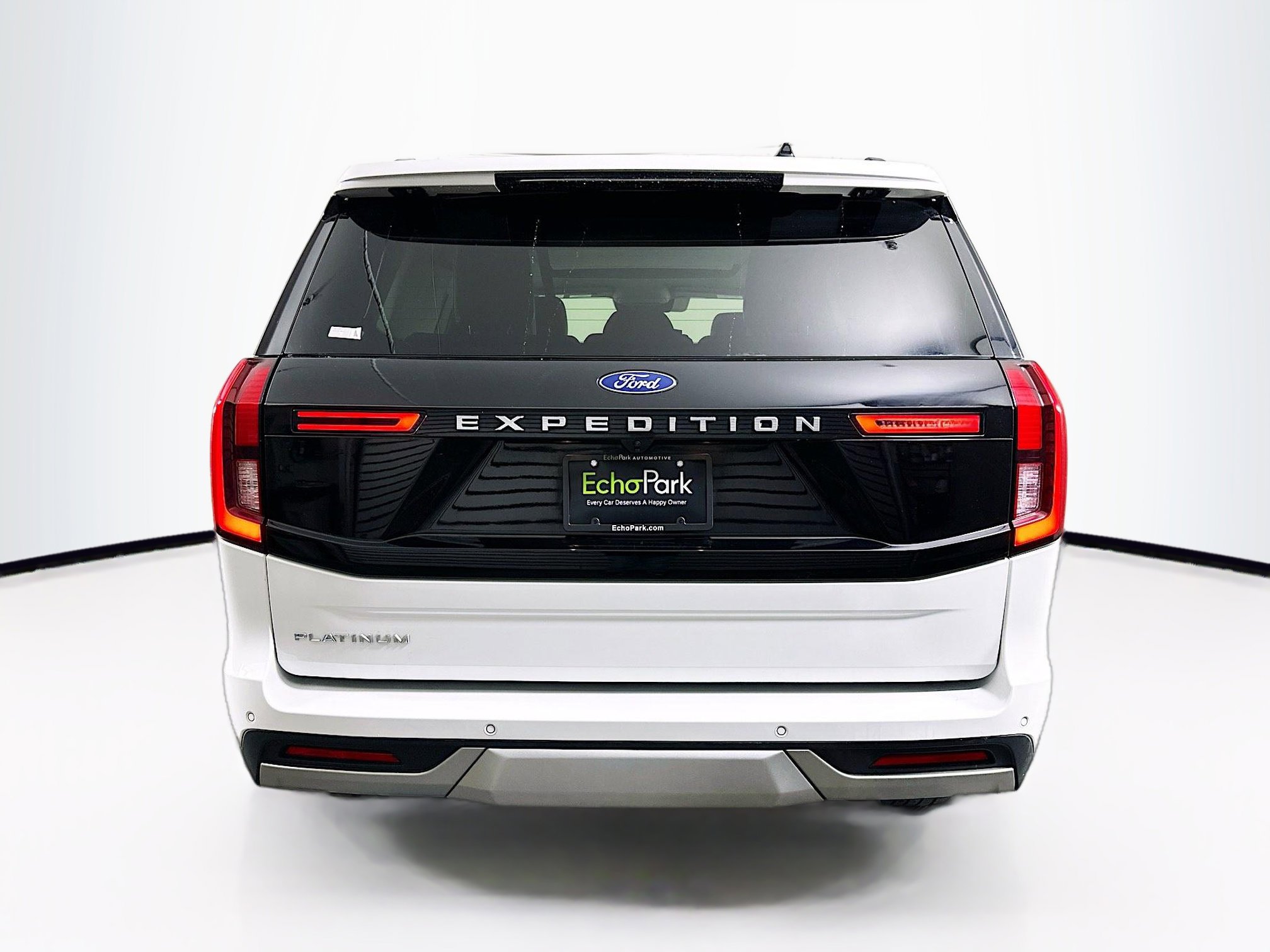 Used 2025 Ford Expedition Platinum image 7