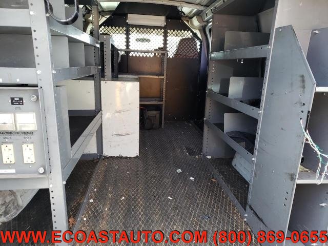 Used 2008 Chevrolet Express 3500 RWD image 9