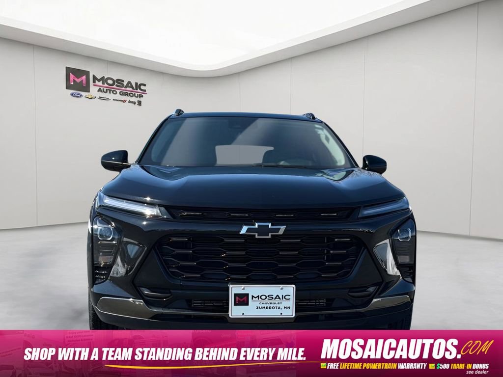 Used 2025 Chevrolet Trax ACTIV w/ Sunroof Package FWD image 9