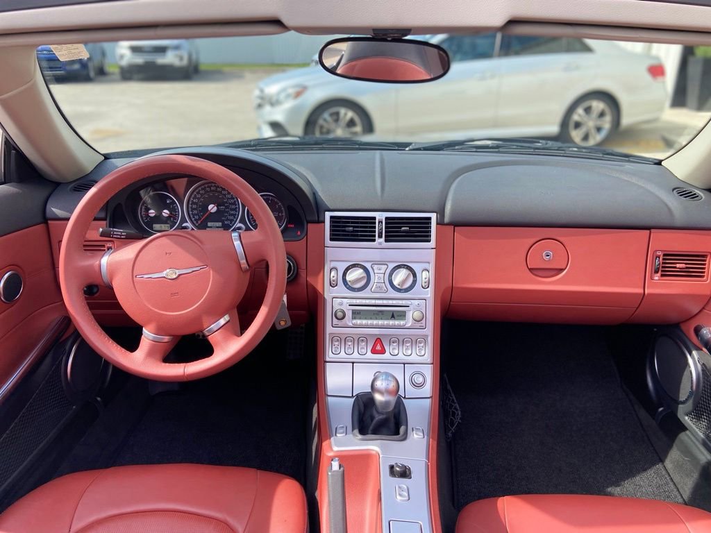 Used 2008 Chrysler Crossfire Limited RWD image 26