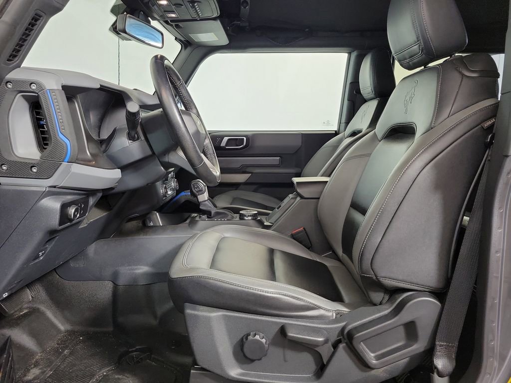 Used 2023 Ford Bronco Black Diamond image 11