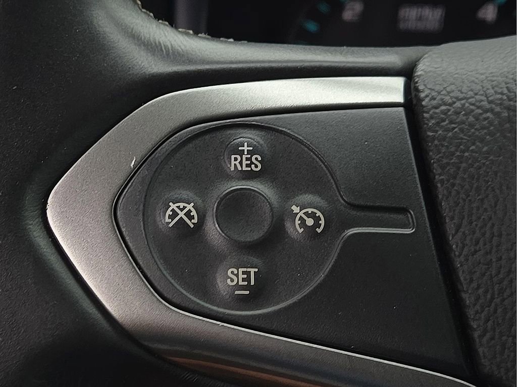 Used 2018 Chevrolet Silverado 1500 LT w/ All Star Edition AWD/4WD image 17