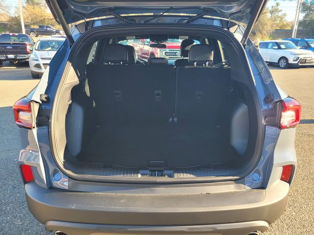 Used 2025 Ford Escape ST-Line w/ Equipment Group 301A image 8