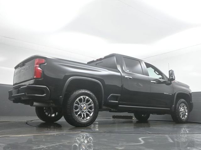 New 2026 Chevrolet Silverado 2500 LTZ w/ Z71 Chrome Sport Edition AWD/4WD image 4