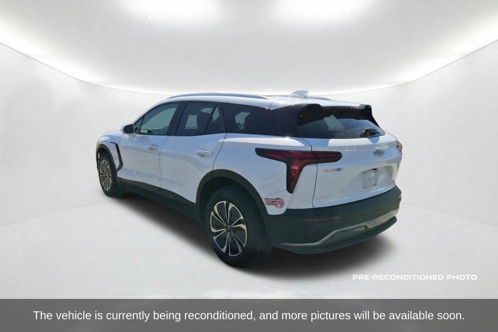 Used 2024 Chevrolet Blazer EV LT AWD/4WD image 8