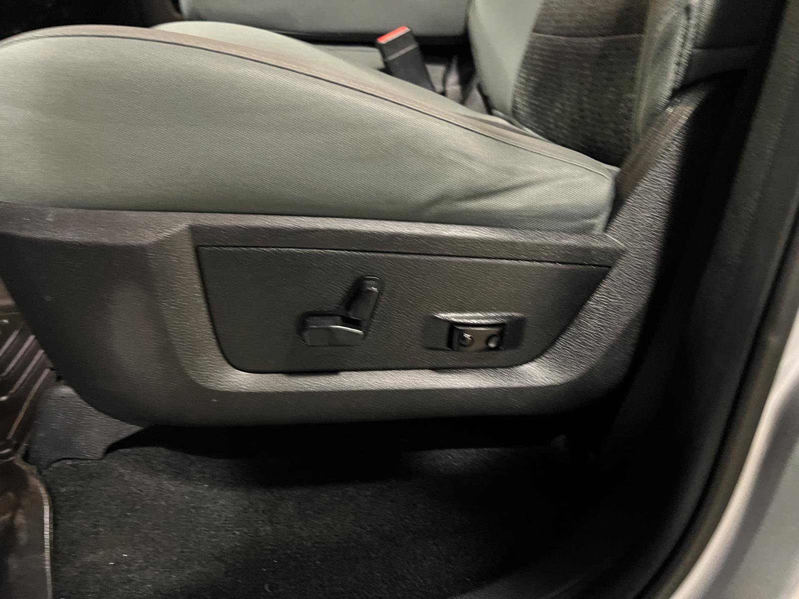 Used 2017 RAM 1500 Big Horn image 24