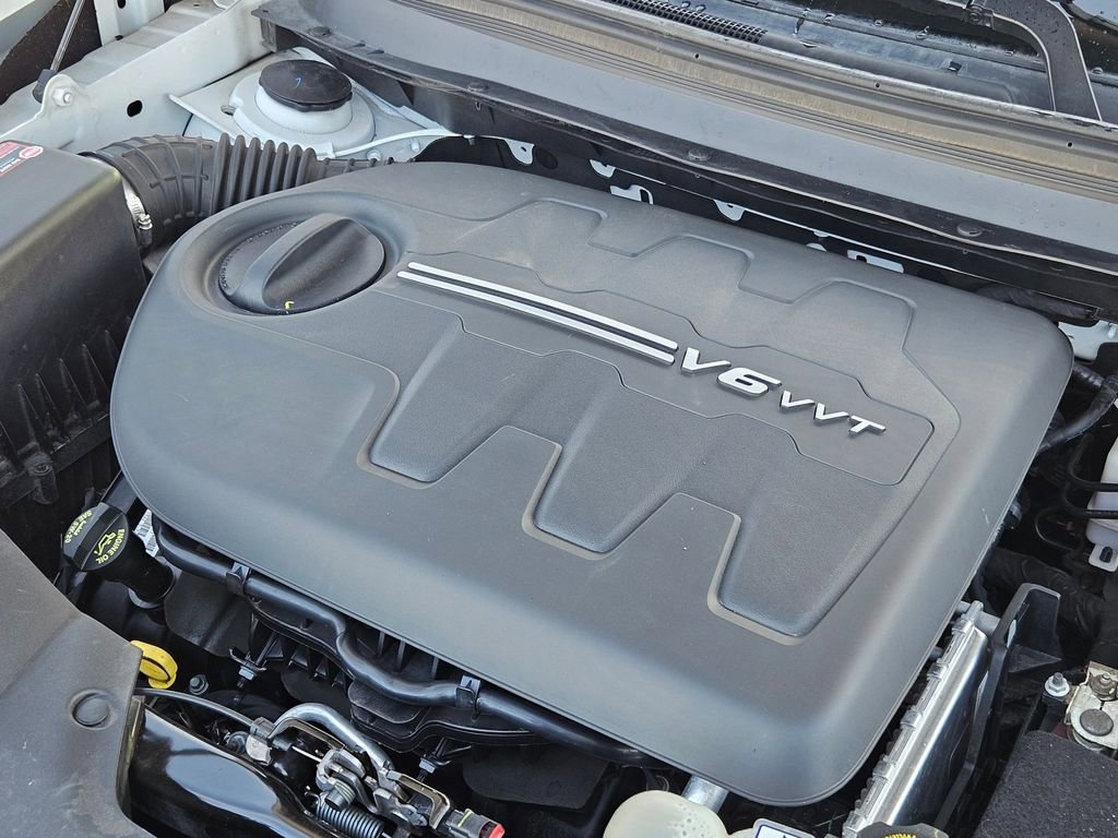 Used 2021 Jeep Cherokee Trailhawk w/ Sun, Sound & Nav Group image 41