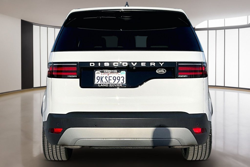 Certified 2023 Land Rover Discovery S AWD/4WD image 5