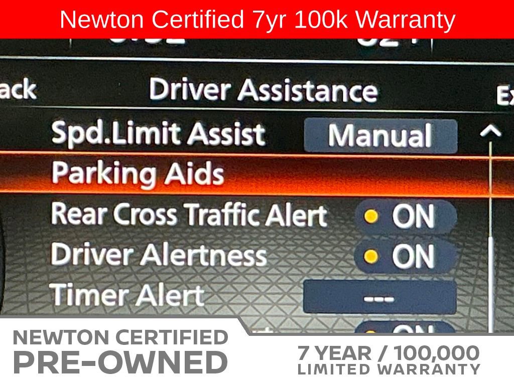 Used 2024 Nissan Pathfinder SL AWD/4WD image 11