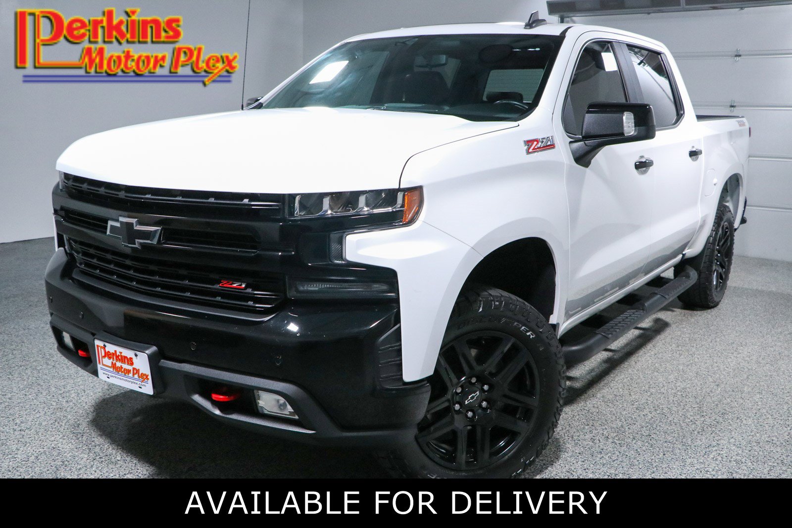 Used 2021 Chevrolet Silverado 1500 LT Trail Boss w/ Convenience Package II AWD/4WD image 1