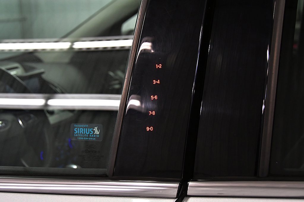 Used 2018 Ford Escape SEL w/ Ford Safe & Smart Package image 14