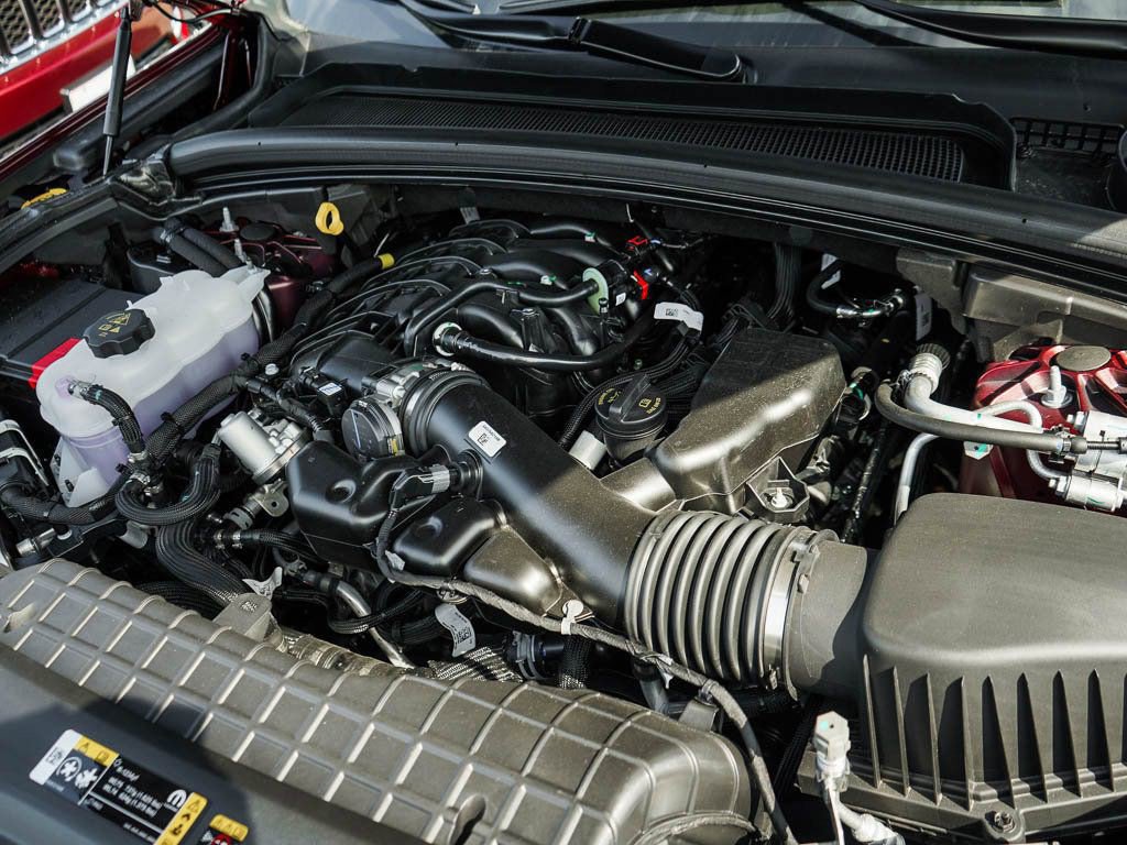 New 2025 Jeep Grand Cherokee Limited image 6