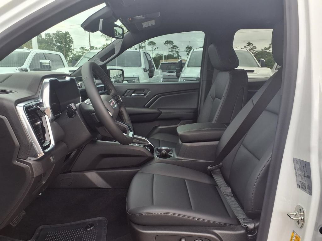 New 2026 GMC Canyon Elevation w/ Convenience Package RWD image 11