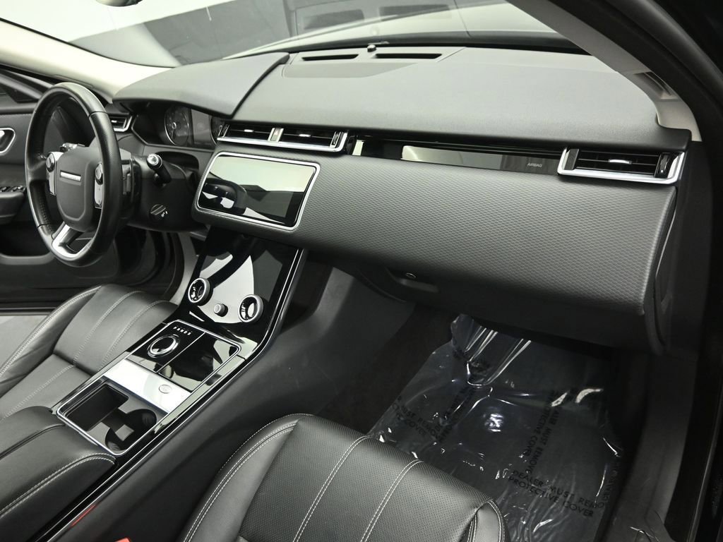 Used 2019 Land Rover Range Rover Velar S image 28