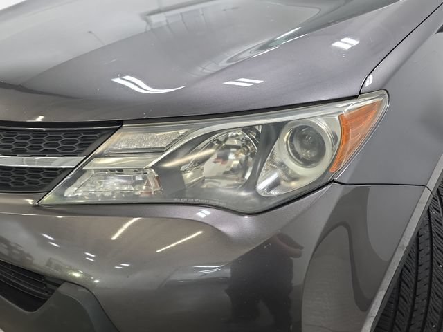 Used 2015 Toyota RAV4 XLE AWD/4WD image 28