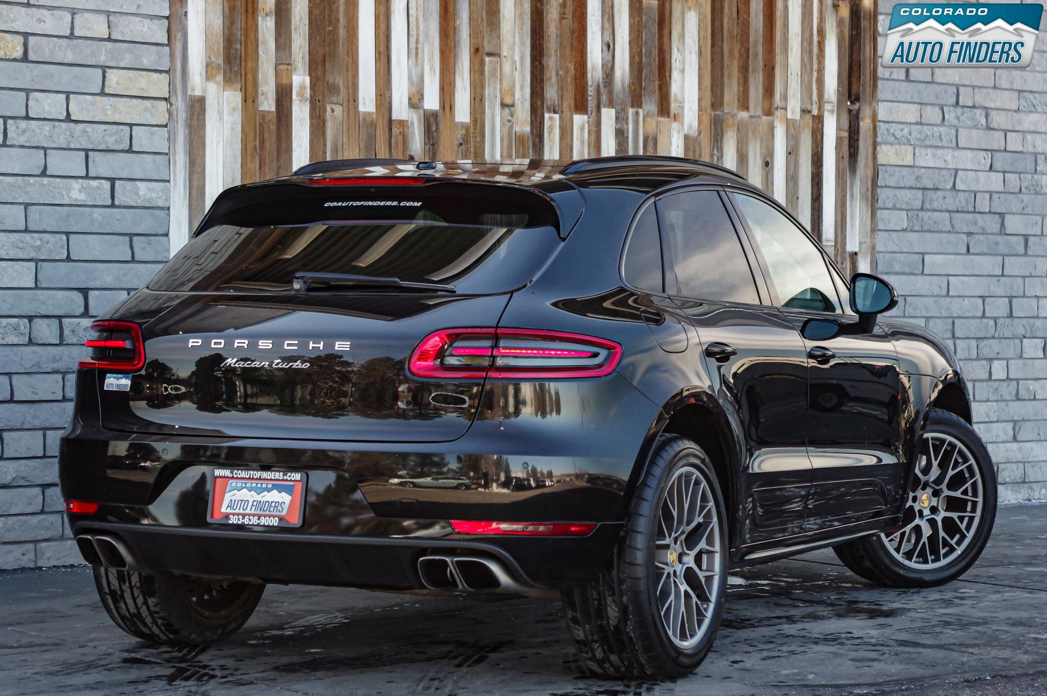 Used 2016 Porsche Macan Turbo AWD/4WD image 7