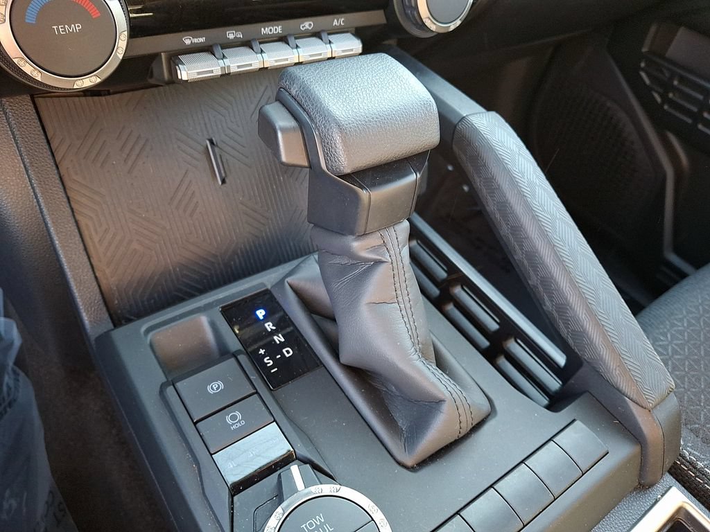 Certified 2025 Toyota 4Runner SR5 AWD/4WD image 15