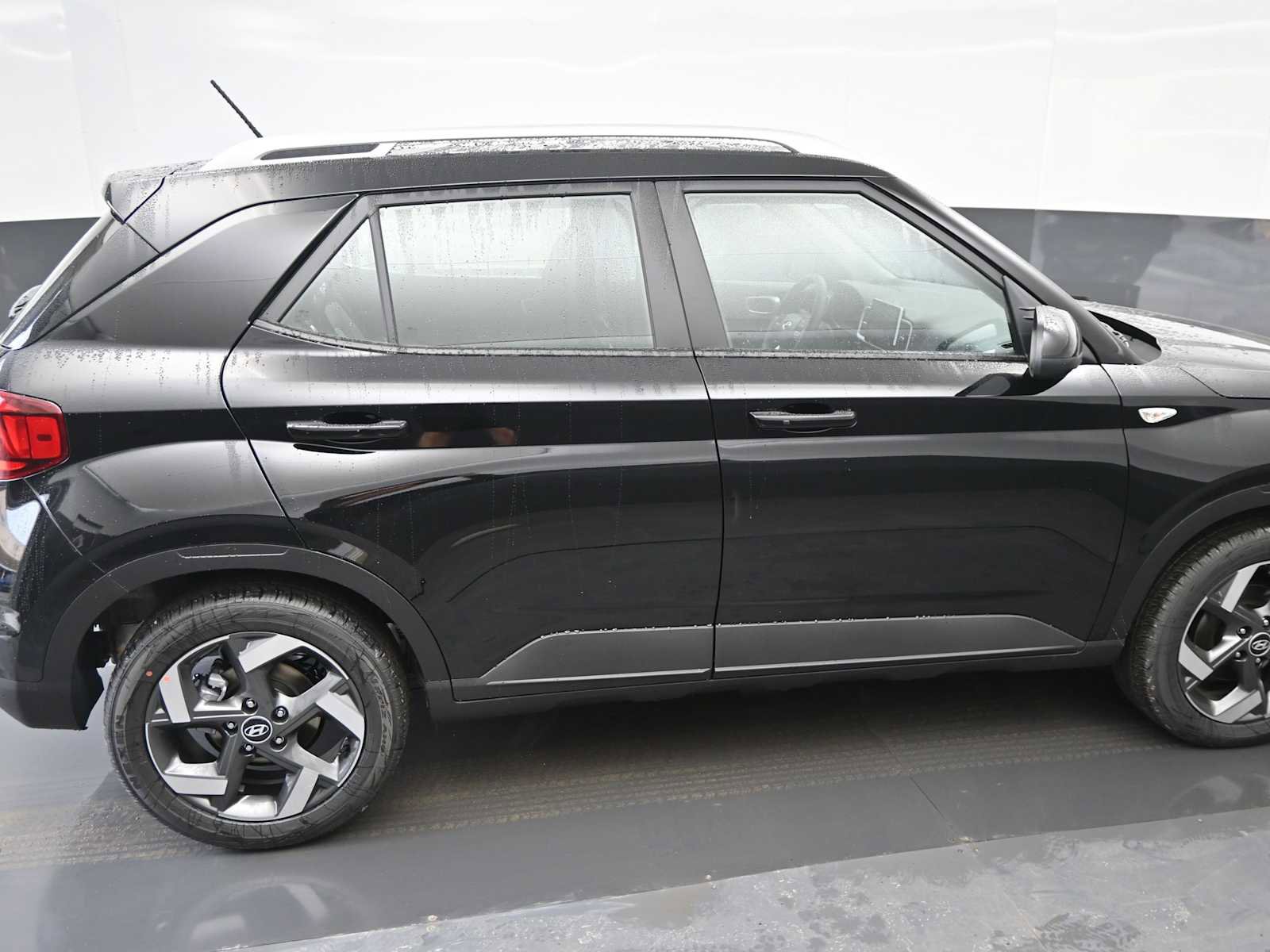 New 2026 Hyundai Venue SEL FWD image 10