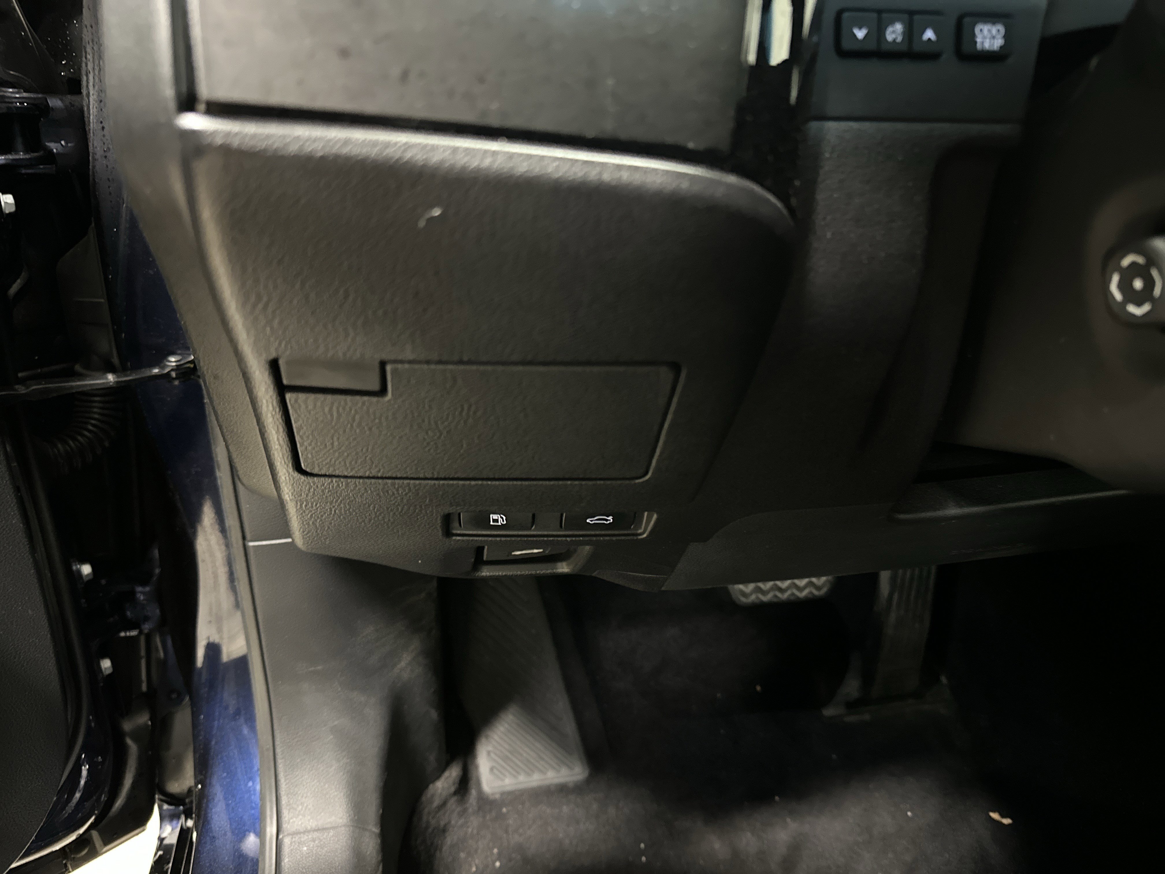 Used 2023 Lexus ES 350 w/ Premium Package image 37