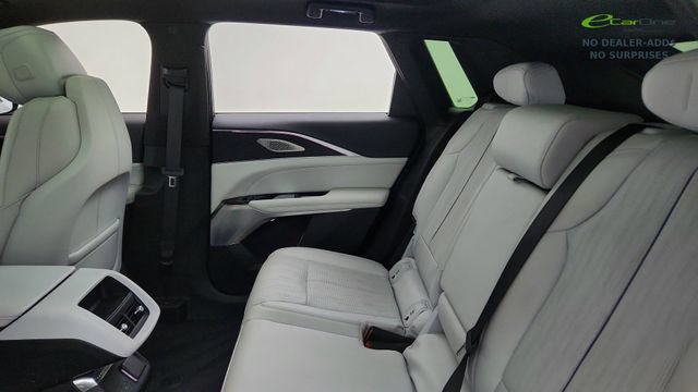 Used 2024 Cadillac Lyriq Luxury AWD/4WD image 30
