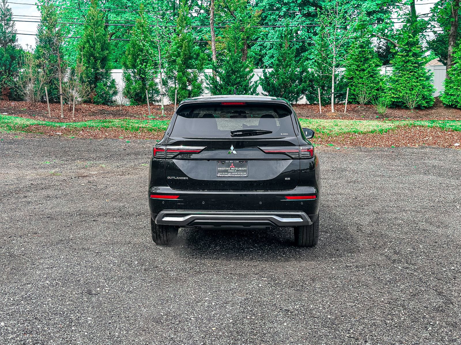 New 2025 Mitsubishi Outlander AWD image 7