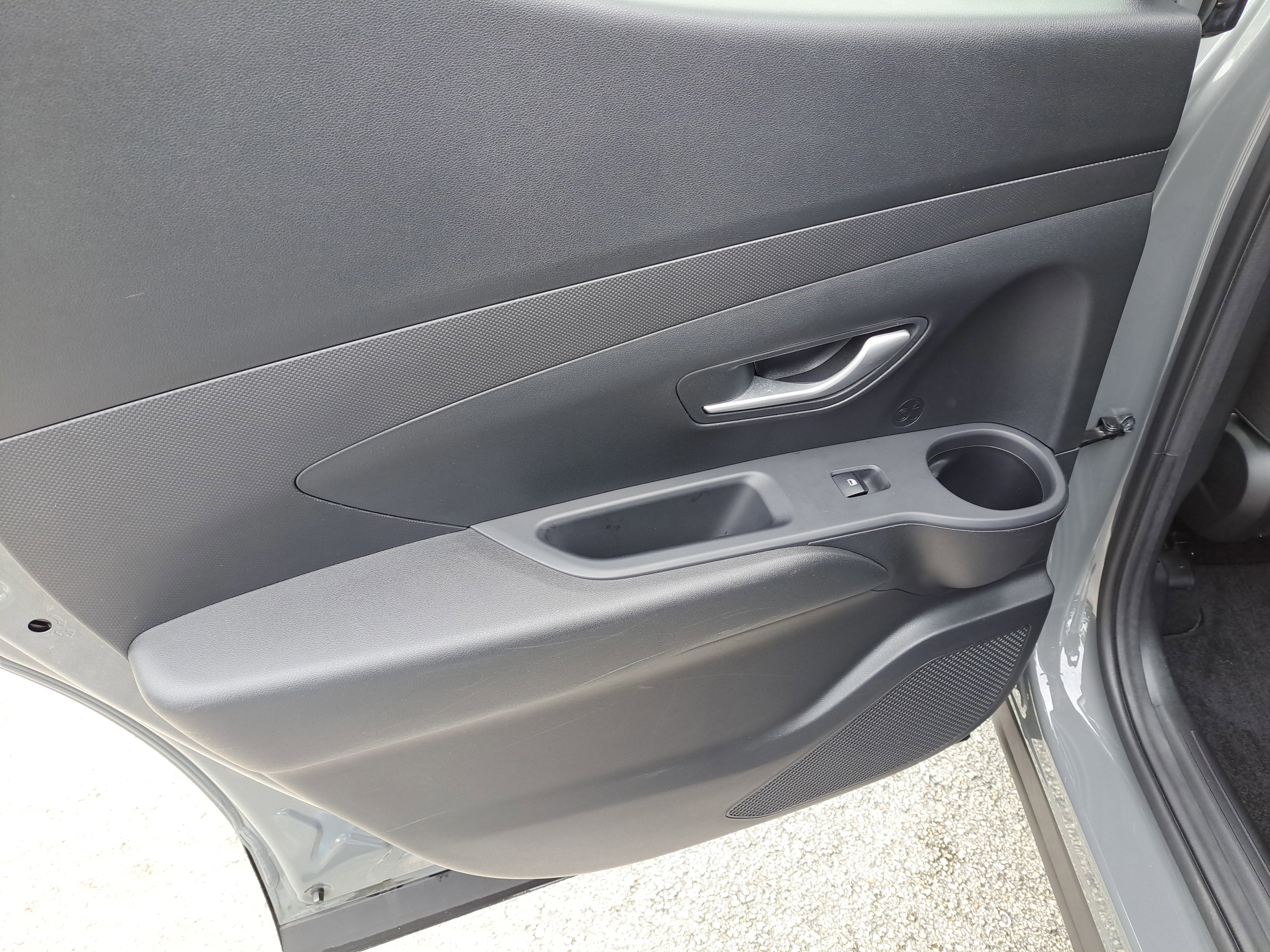 Used 2023 Hyundai Santa Cruz SEL w/ Activity Package image 9