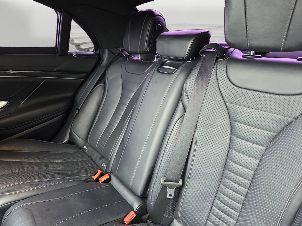 Used 2019 Mercedes-Benz S 560 Sedan image 12