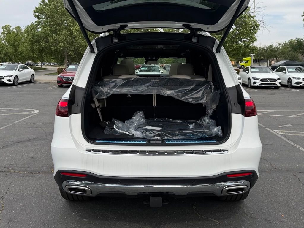 New 2026 Mercedes-Benz GLS 580 4MATIC image 13