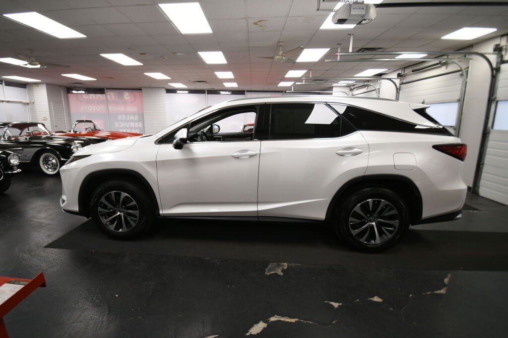 Used 2021 Lexus RX 350L Premium w/ Premium Package AWD/4WD image 5