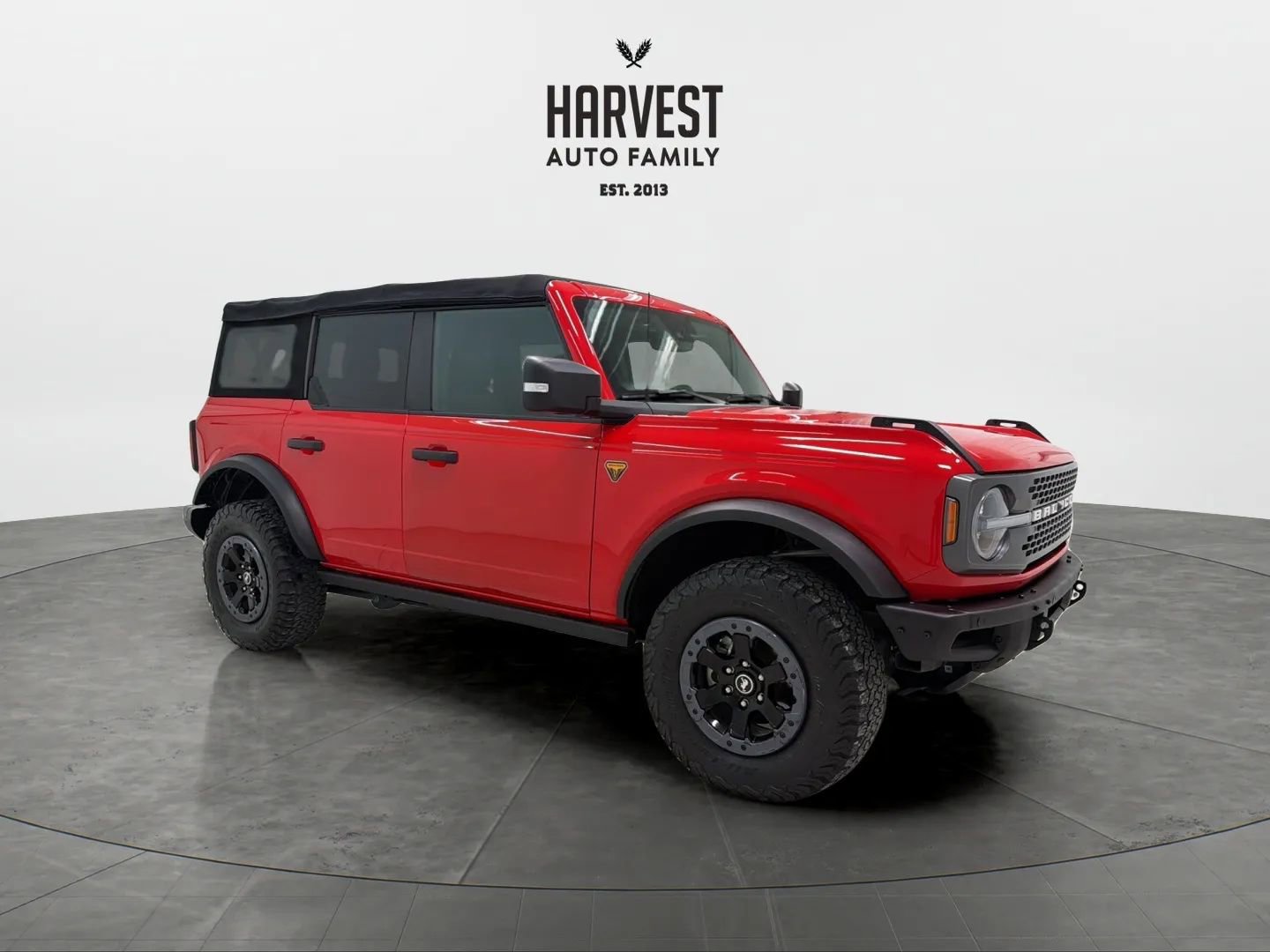 Used 2022 Ford Bronco Badlands image 9