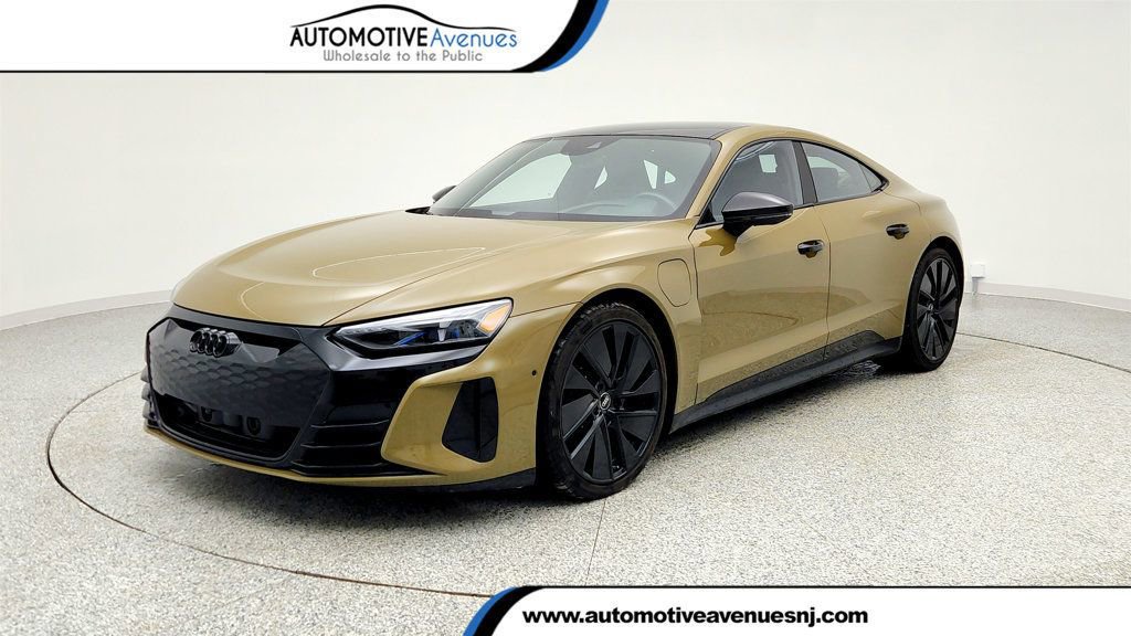Used 2022 Audi e-tron GT Prestige w/ Prestige Package image 1