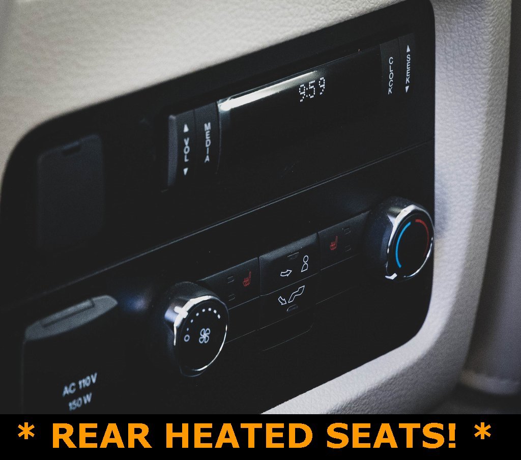 Used 2016 Lincoln Navigator Select image 13