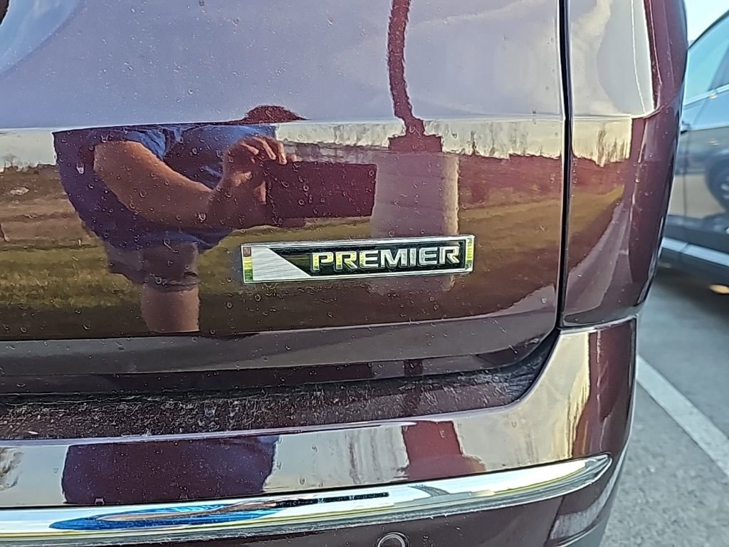 Used 2018 Chevrolet Traverse Premier image 8