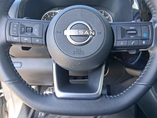 Certified 2025 Nissan Pathfinder SV FWD image 12