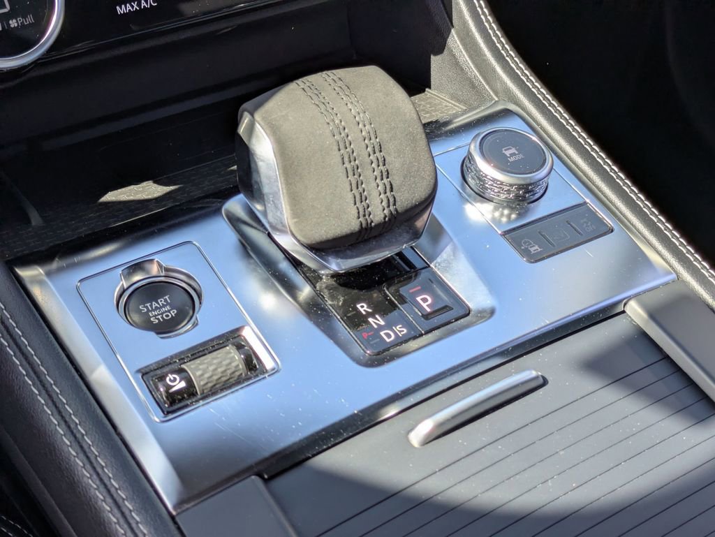 Used 2024 Jaguar F-PACE R-Dynamic S AWD/4WD image 24