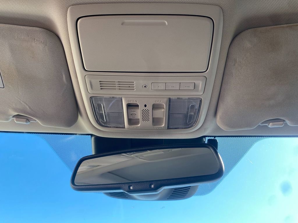 Used 2016 Honda CR-V Touring image 23