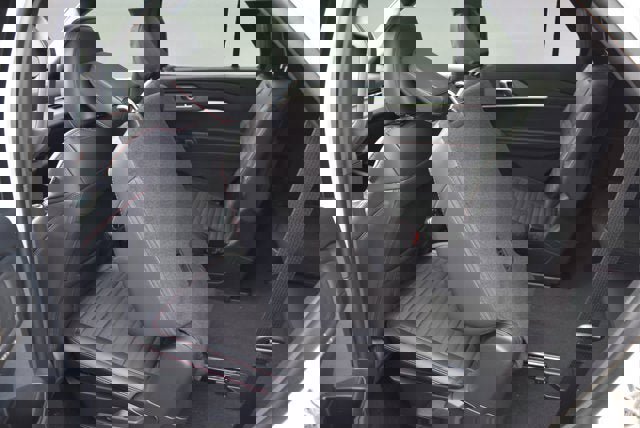 New 2026 Ford Explorer ST-Line w/ ST-Line Street Pack image 5