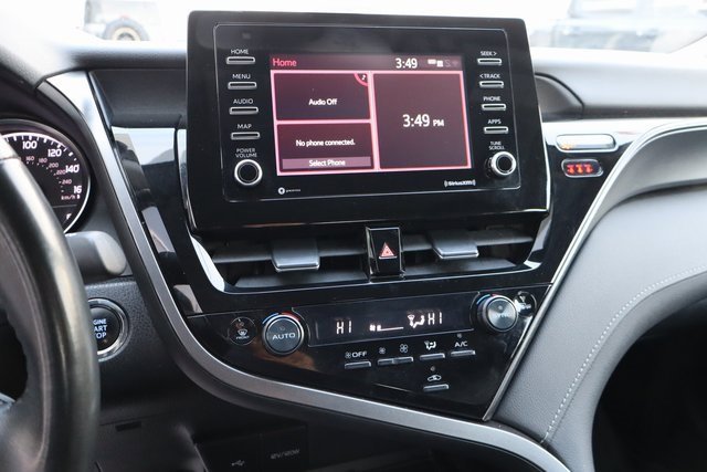 Used 2024 Toyota Camry SE image 23