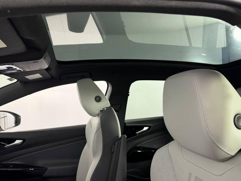 Used 2022 Volkswagen ID.4 Pro S image 25