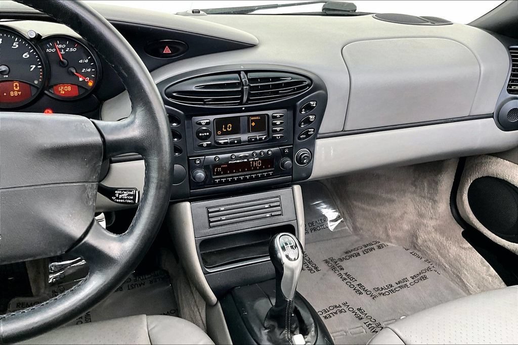 Used 2000 Porsche Boxster RWD image 7