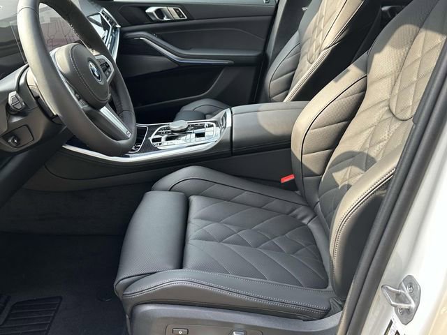 New 2026 BMW X5 xDrive50e w/ M Sport Package image 14