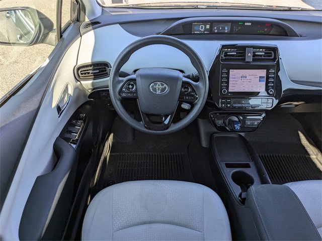 Used 2022 Toyota Prius LE image 14