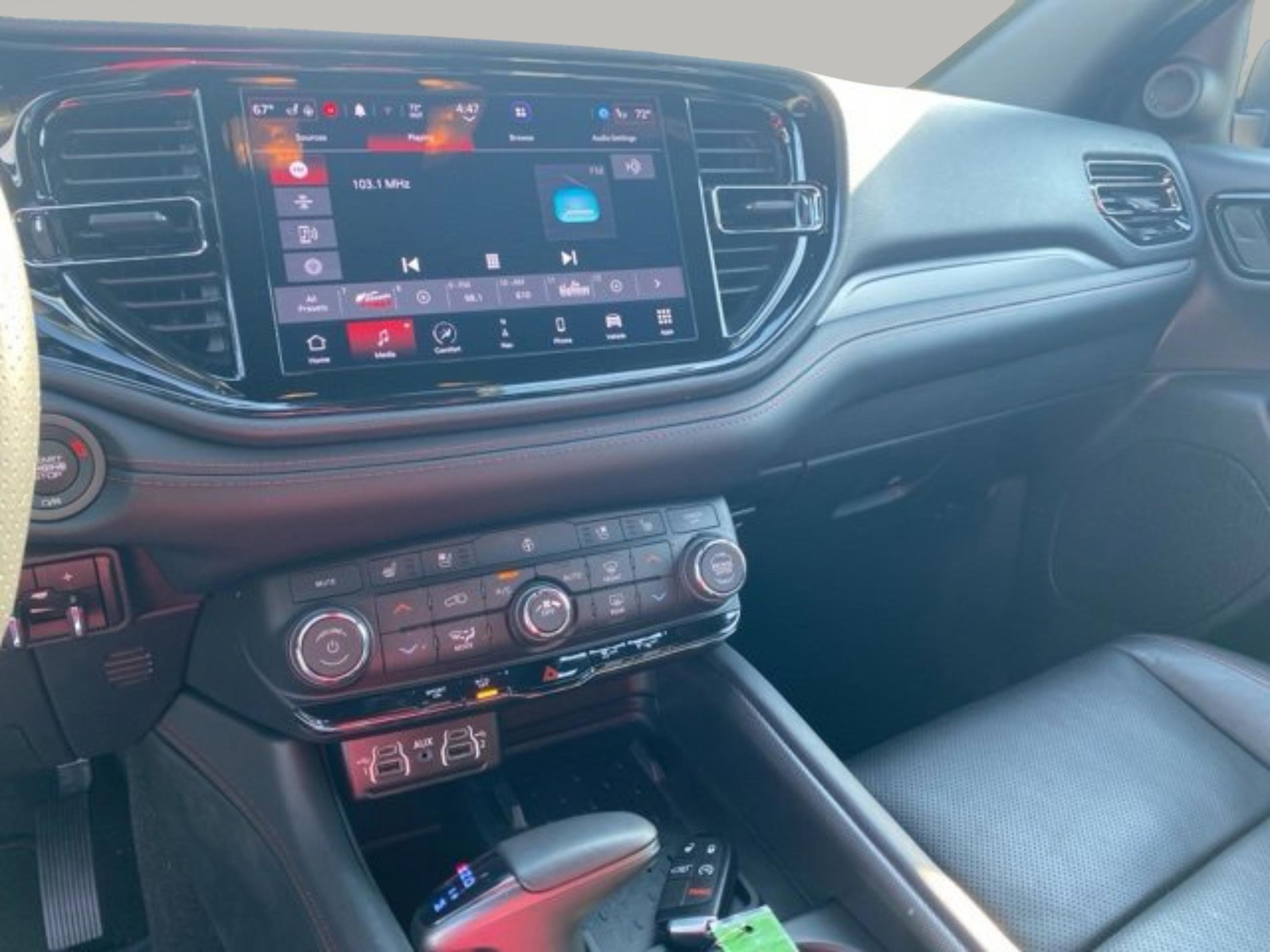 Used 2025 Dodge Durango R/T image 26