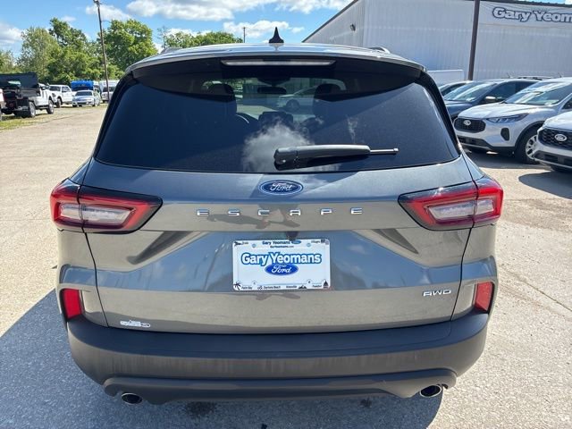 Used 2025 Ford Escape ST-Line AWD/4WD image 6