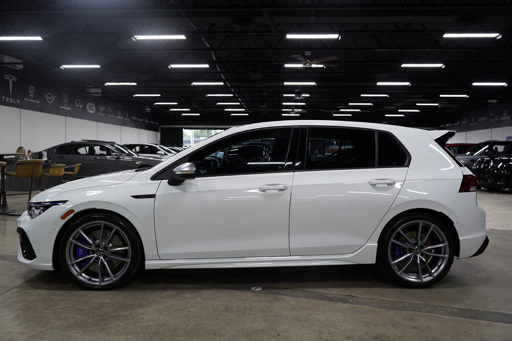 Used 2024 Volkswagen Golf R AWD/4WD image 2
